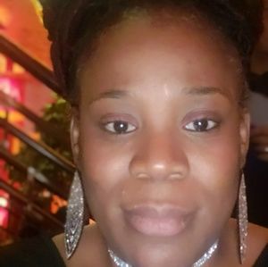 Meet your Posher, Lakeisha